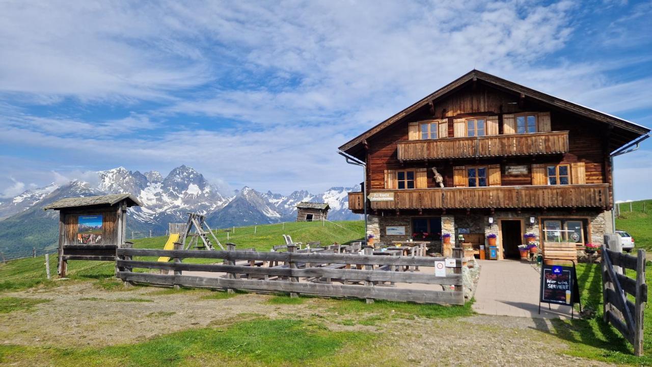 Almgasthaus Glocknerblick Großkirchheim Eksteriør billede