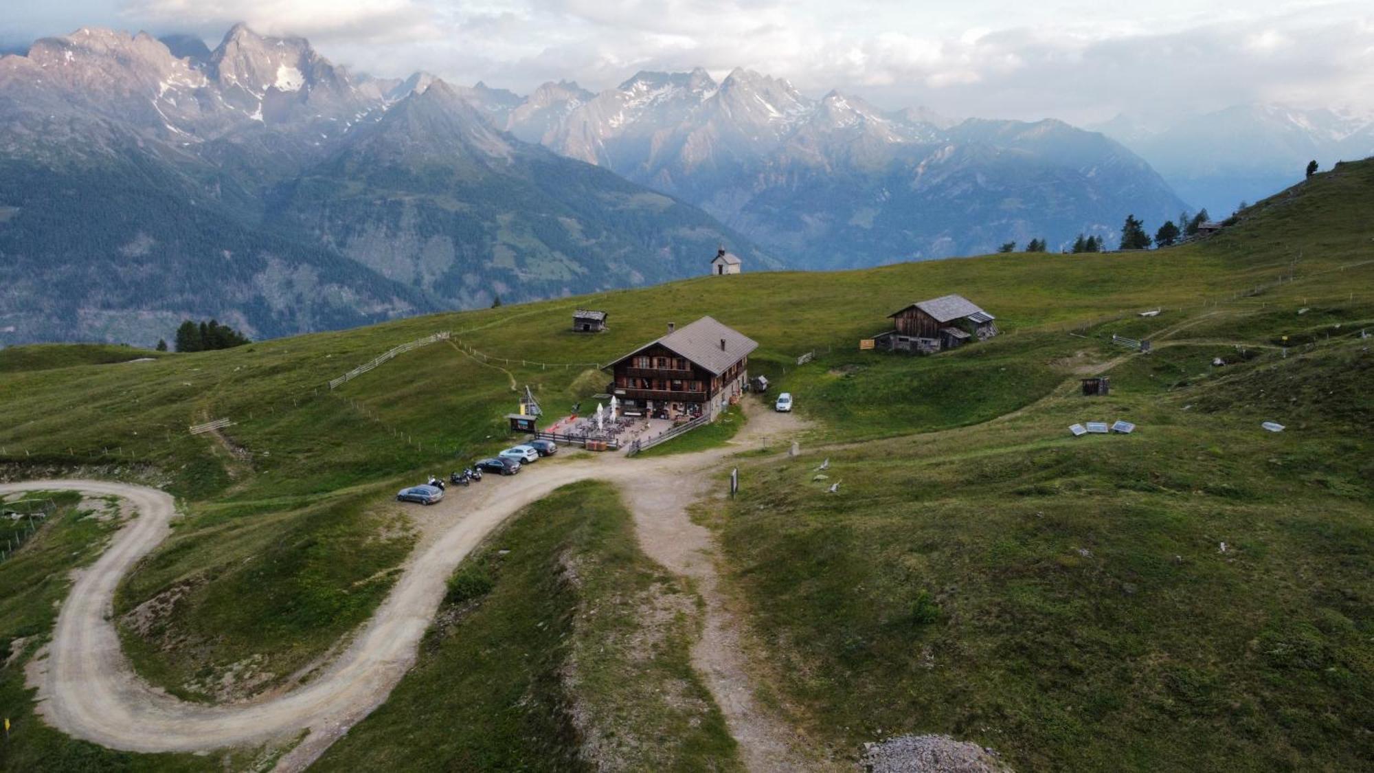 Almgasthaus Glocknerblick Großkirchheim Eksteriør billede
